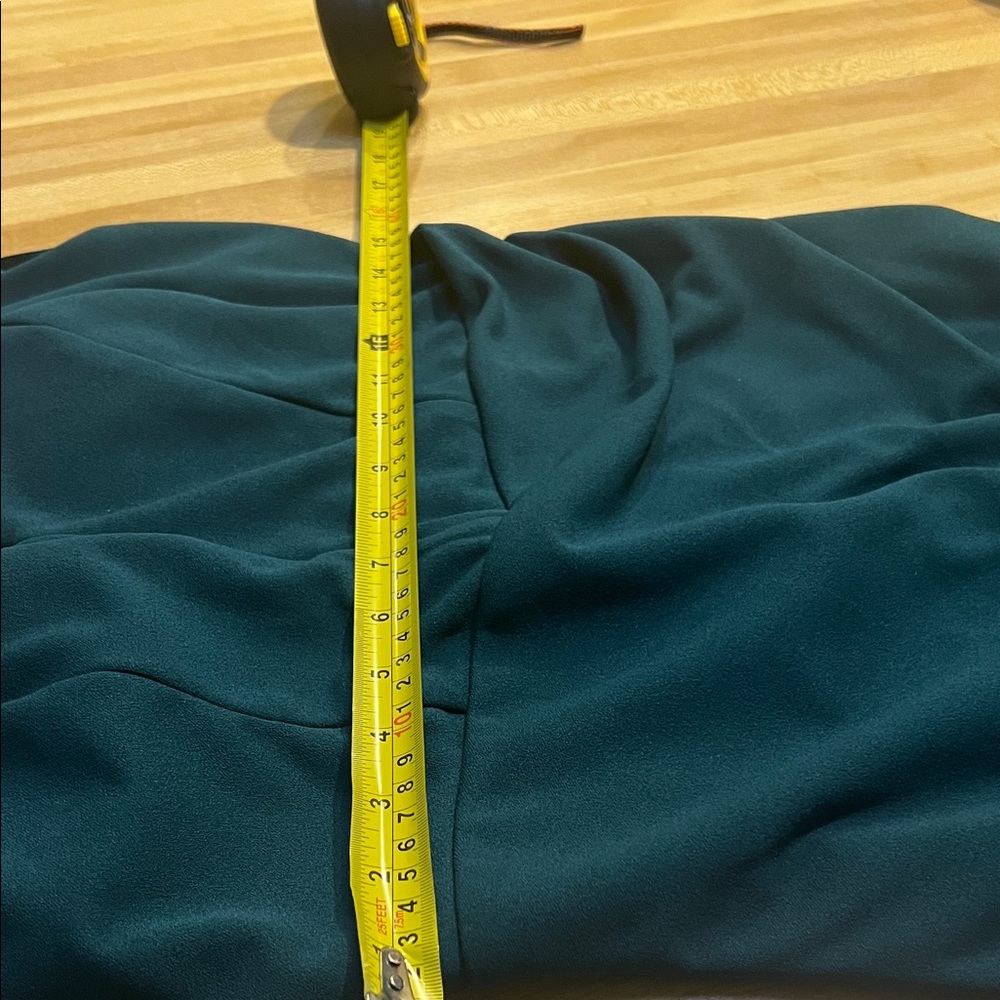 #101**Elegant (Large ) Hunter Green Spaghetti Strap Dress - Picture 6 of 12